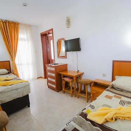 Otel Stefanov 2 *