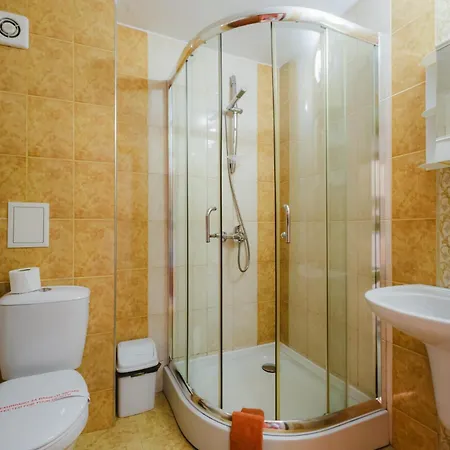 Stefanov 2 Otel Lozenets