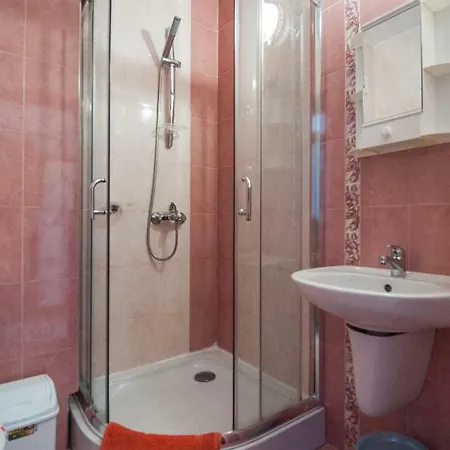 Stefanov 2 Hotel Lozenets