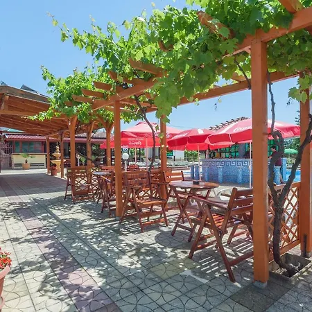 Stefanov 2 * Lozenets